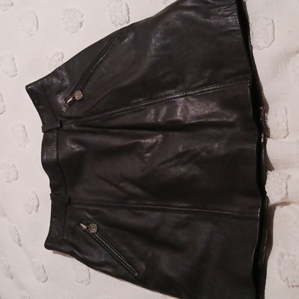 Awsome Hugo Buscati Milano Leather Mini Skirt. 8 πβοΈπ - Picture 10 of 10